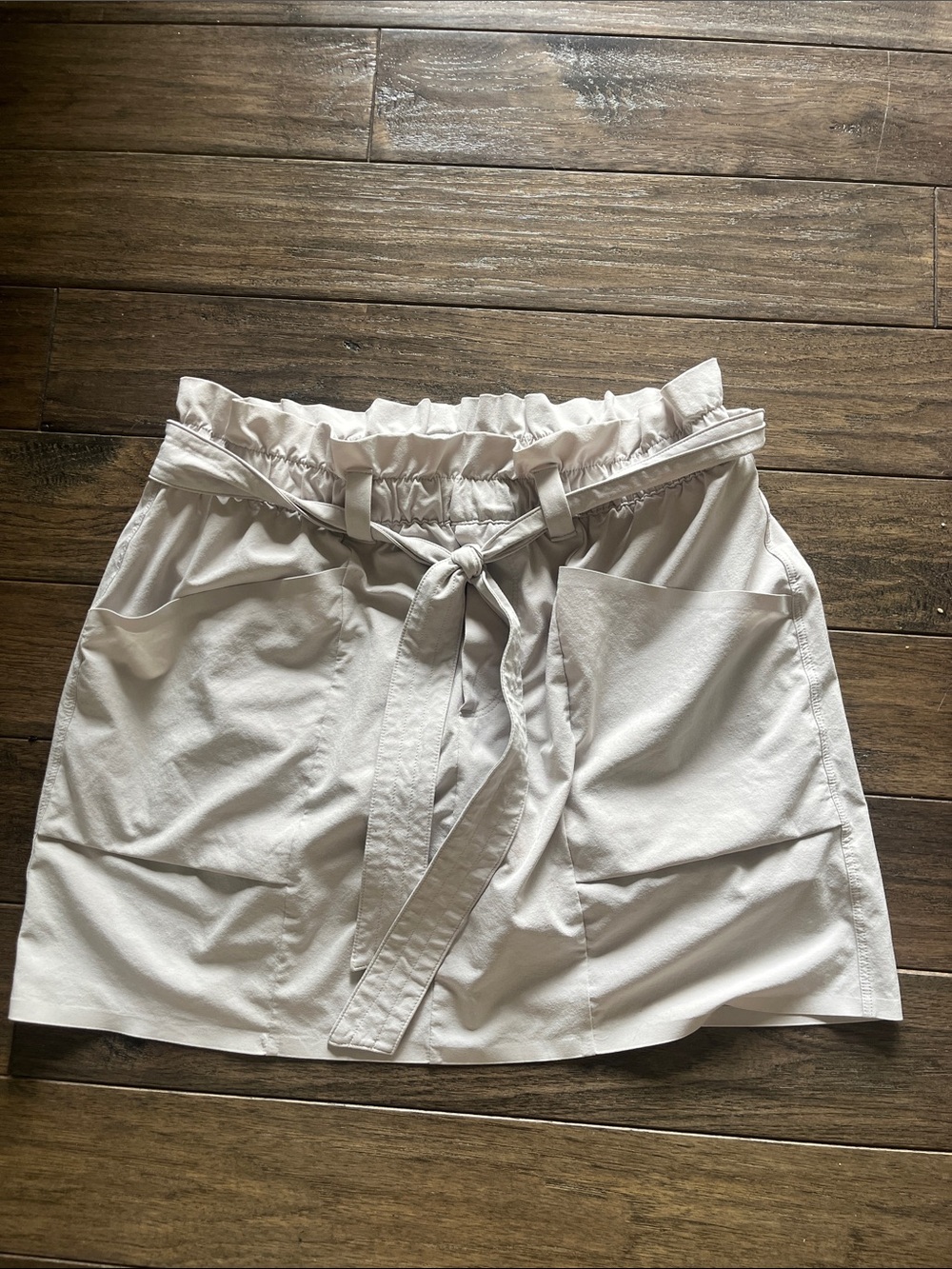 Athleta Light Gray Elastic Waist Active Skort